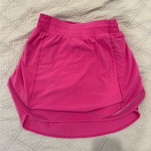 NWOT. Lululemon Hotty Hot High-Rise Skirt *Long. Size 4.  Color: sonic pink.